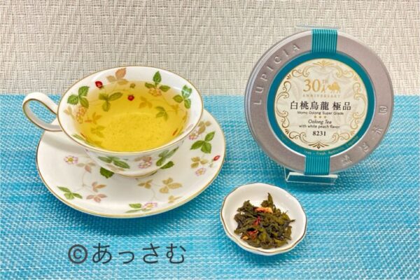 白桃烏龍 極品は、桃とウーロン茶の風味が美味しい！